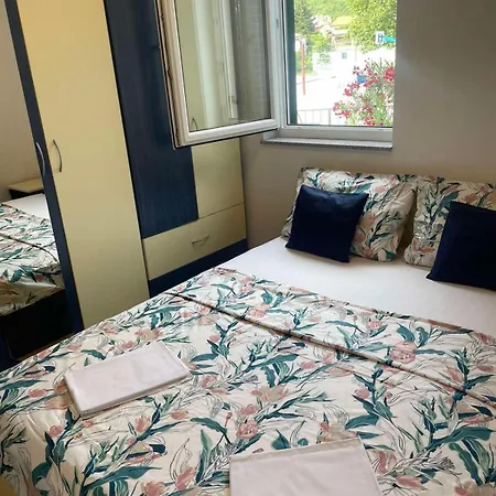 Apartmani Selce Exterior photo